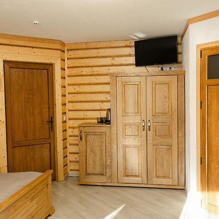 Hotel Zatyshok Nad Prutom à Bukovel Extérieur photo