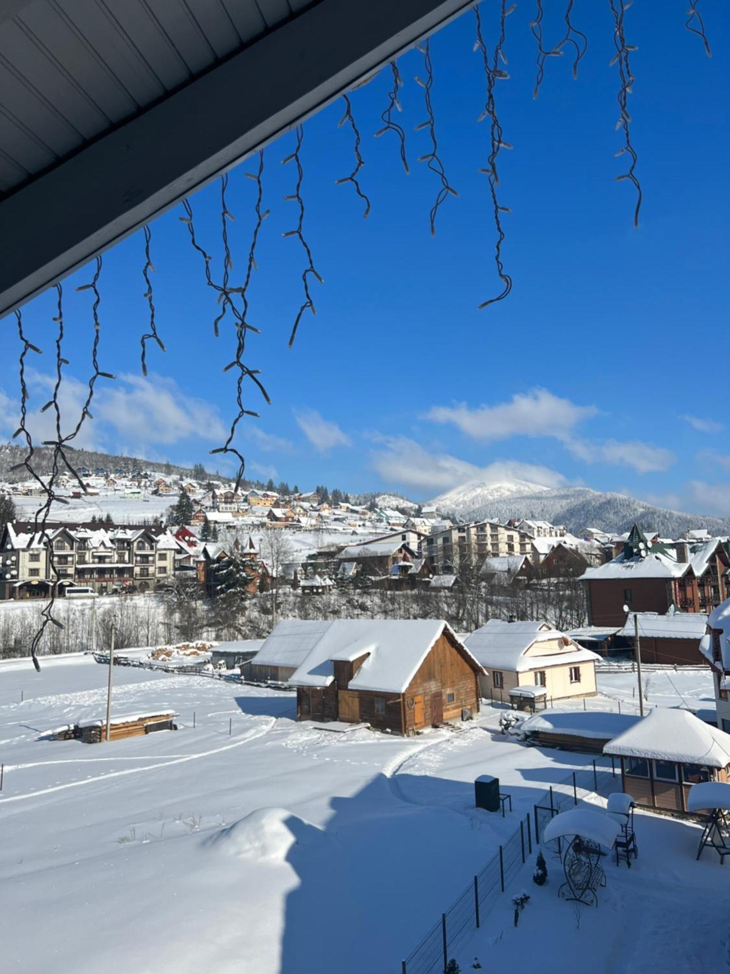 Hotel Zatyshok Nad Prutom à Bukovel Extérieur photo