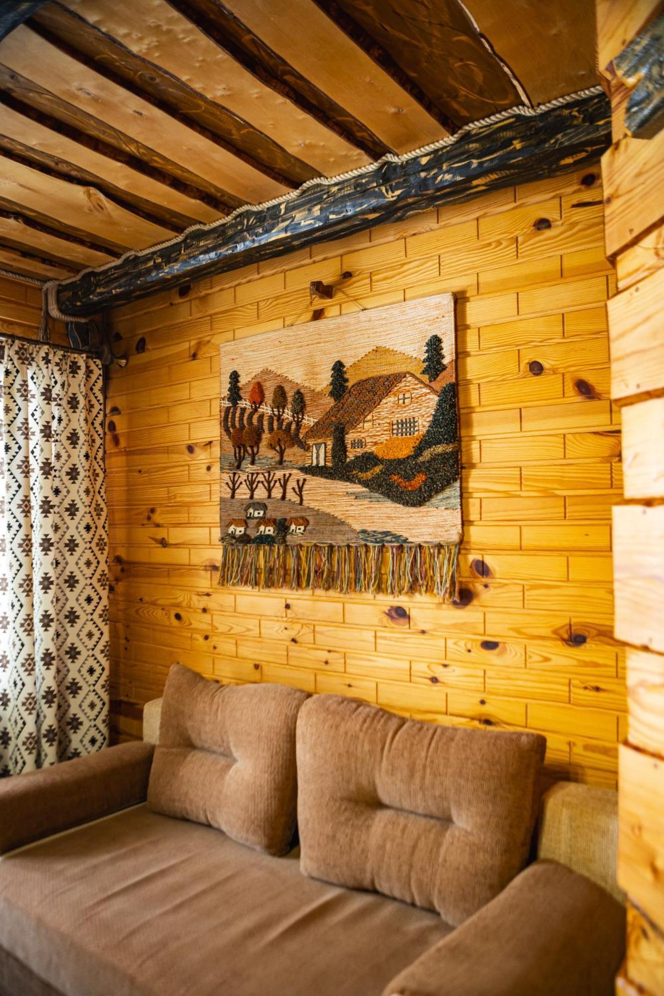 Hotel Zatyshok Nad Prutom à Bukovel Extérieur photo