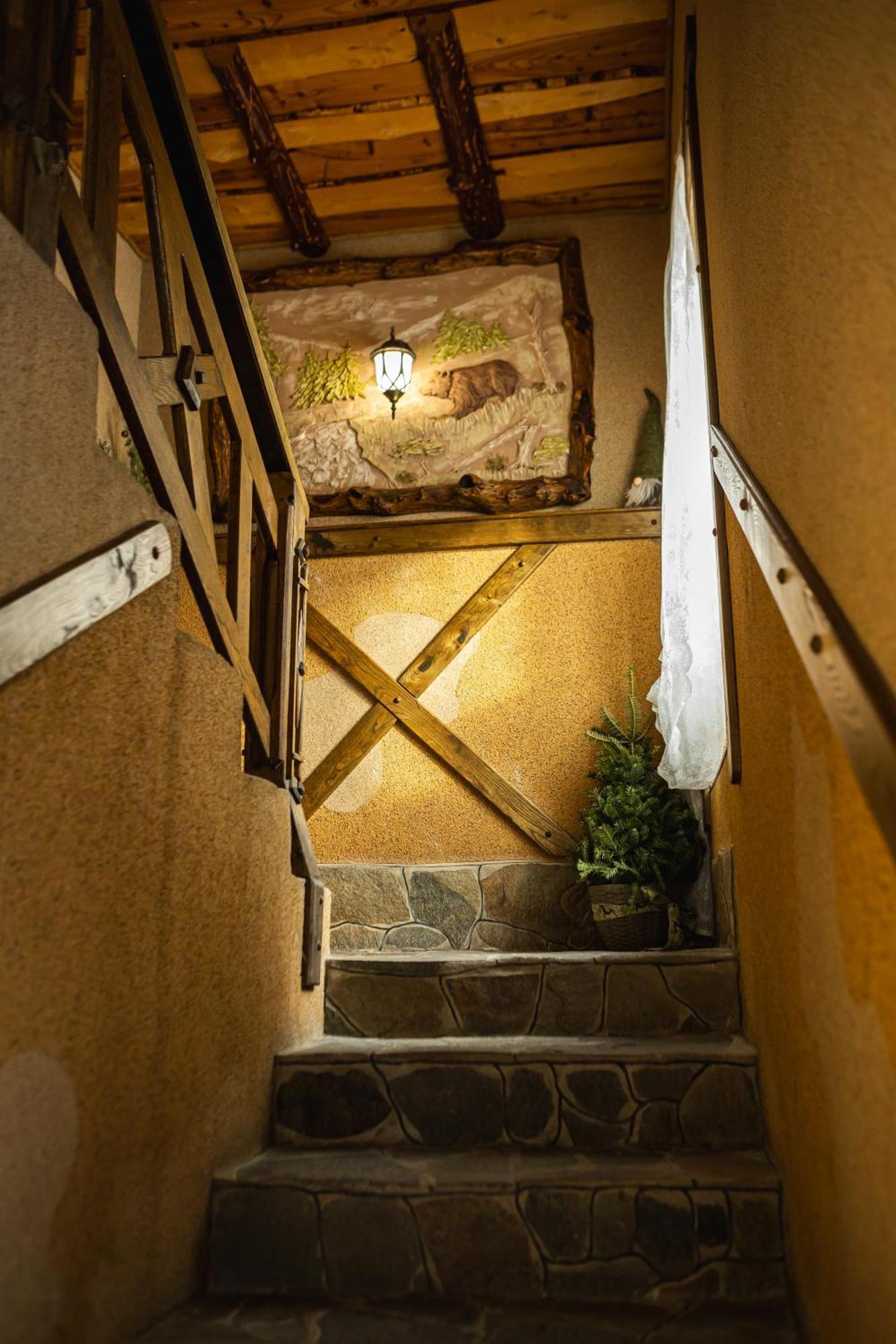 Hotel Zatyshok Nad Prutom à Bukovel Extérieur photo