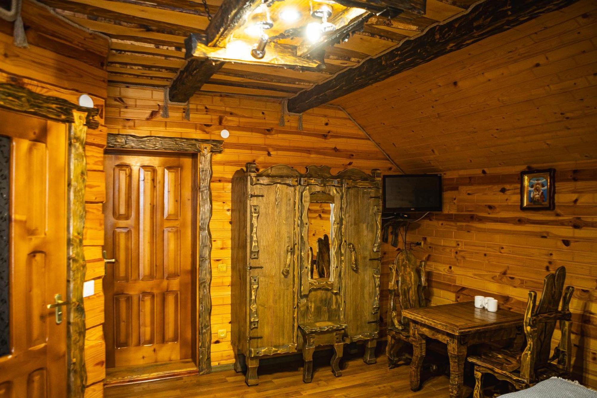 Hotel Zatyshok Nad Prutom à Bukovel Extérieur photo